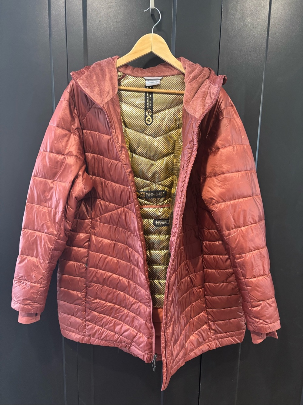Columbia Women's Quilted Hooded Puffer Jacket - Rust
